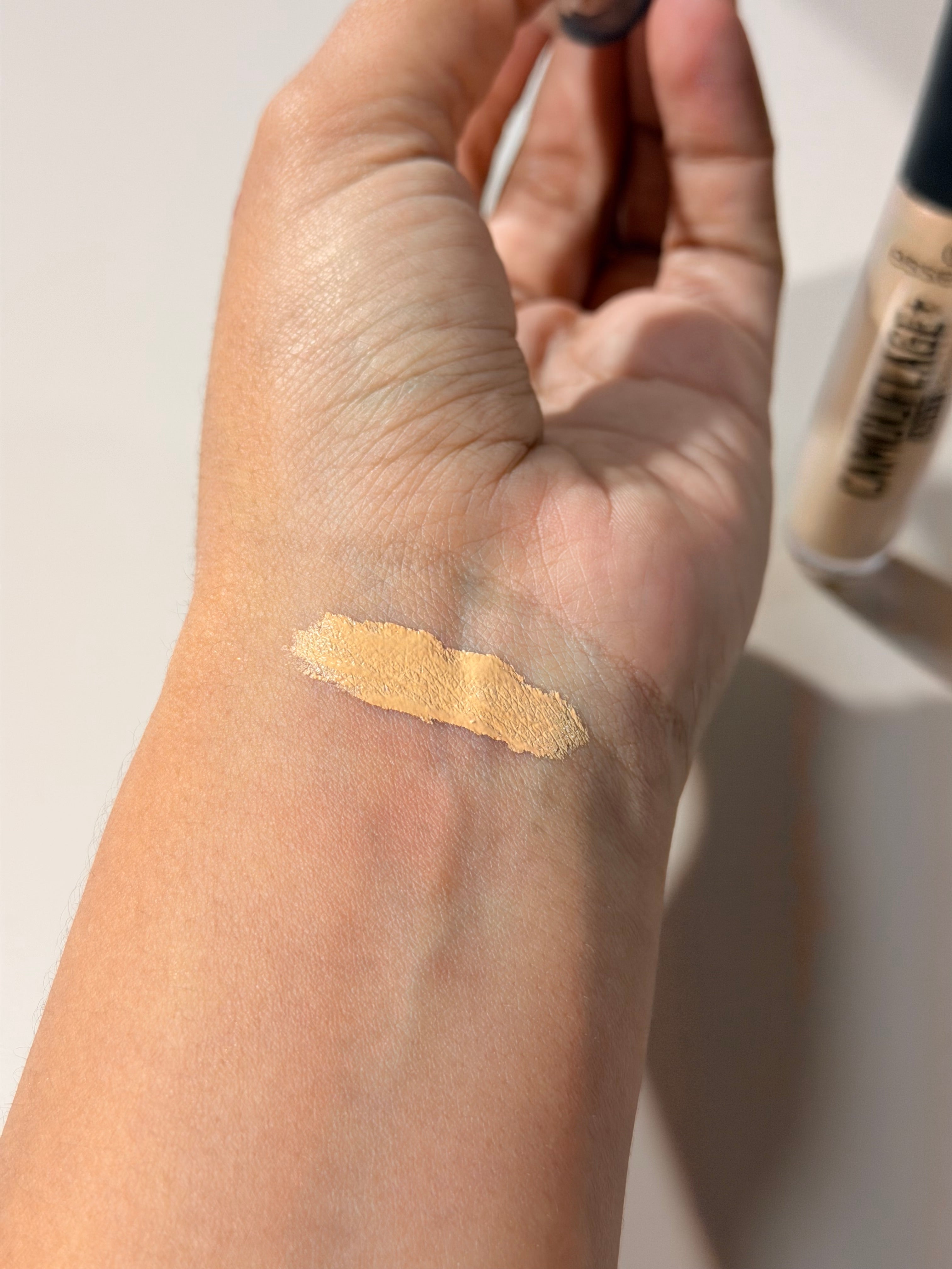 Corrector essence tono 26